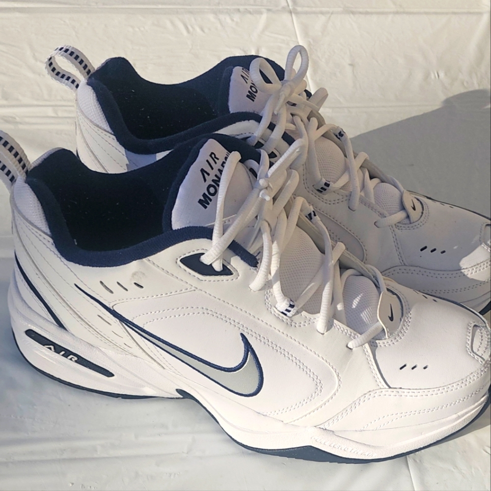 Nike Air Monarch
